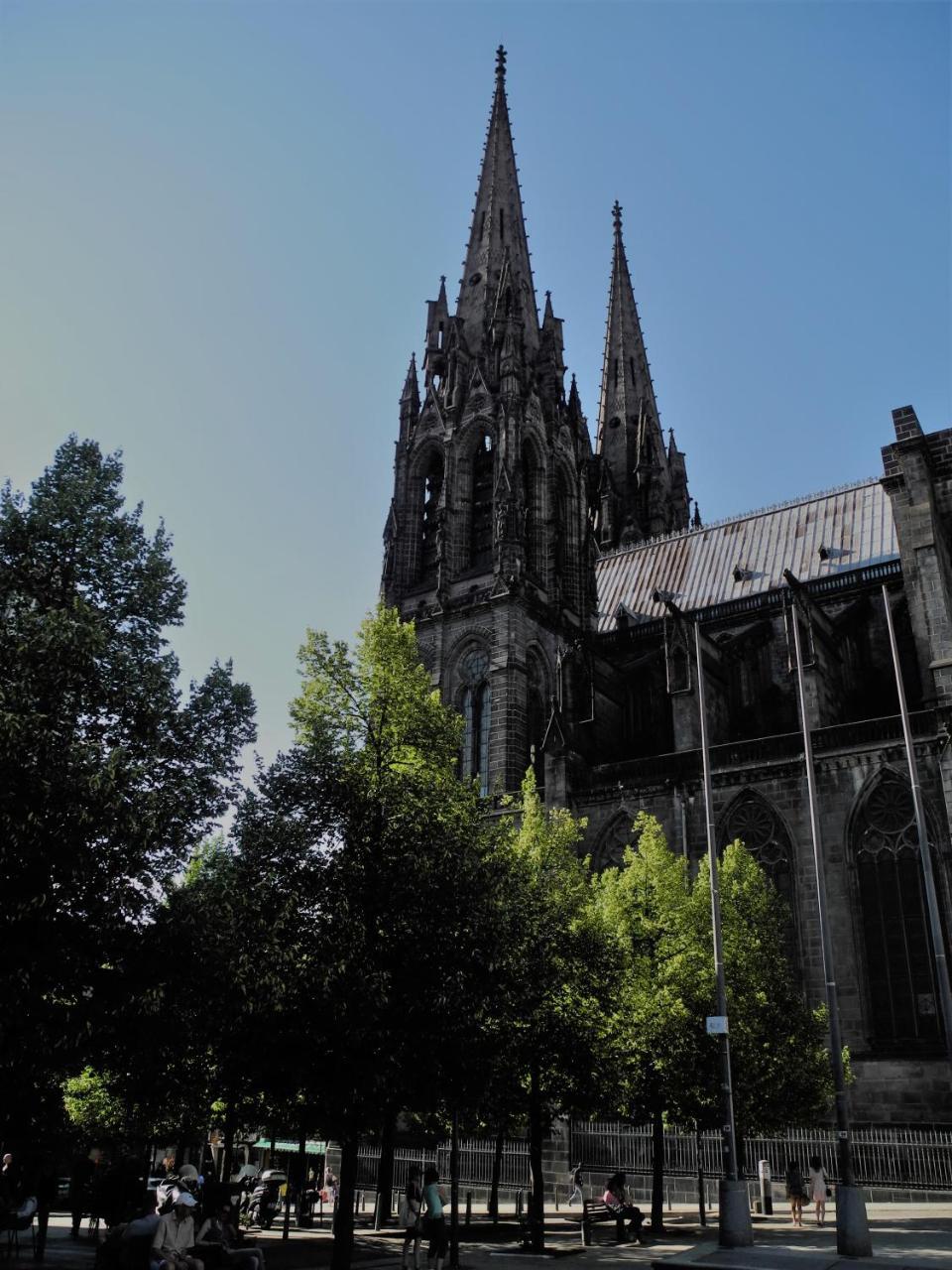 Apparthotel Privilodges Carre De Jaude Clermont-Ferrand Exterior foto